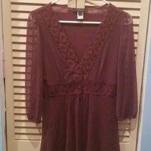 Express half arm long sleeve v-neck